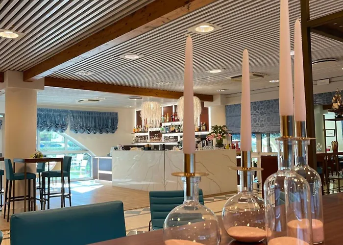 Aparthotel Holiday Hotel 4*