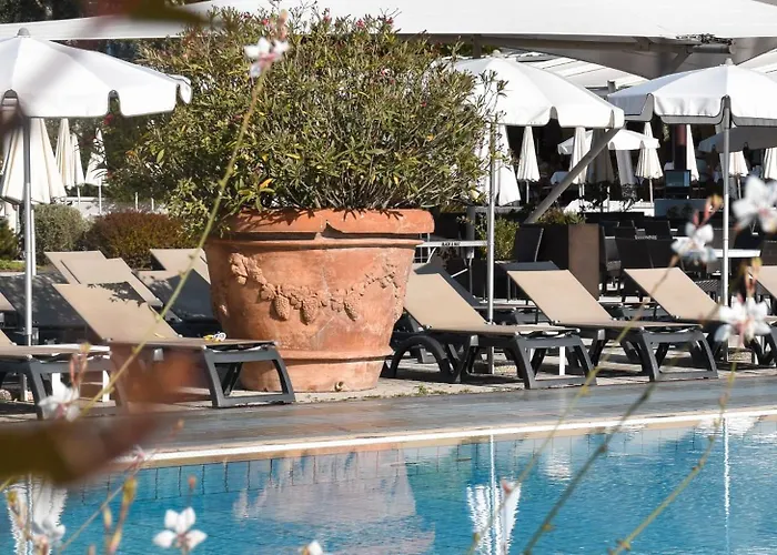 Aparthotel Holiday 4* Bibione