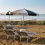 Aparthotel Holiday Otel