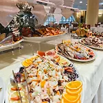 Aparthotel Holiday Hotel 4*
