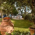 Otel Aparthotel Holiday
