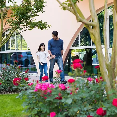 Aparthotel Holiday Hotel 4*