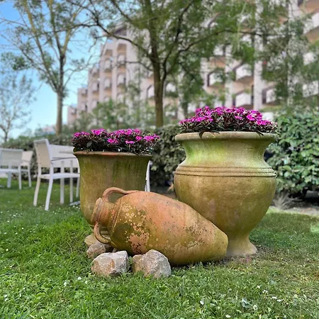 Hotel Aparthotel Holiday Bibione