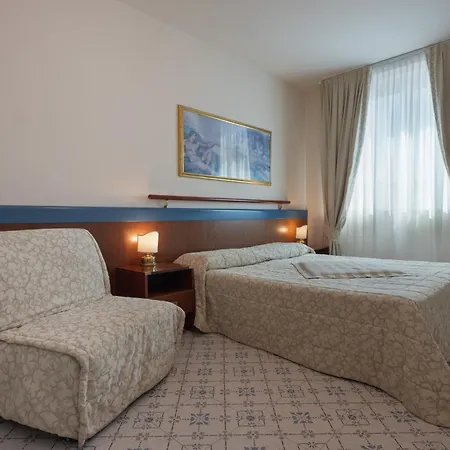 Aparthotel Holiday