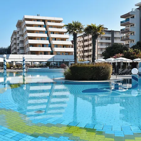 Aparthotel Holiday Bibione