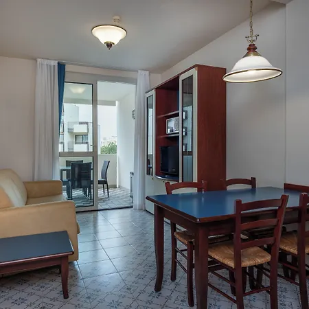 Hotel Aparthotel Holiday Bibione