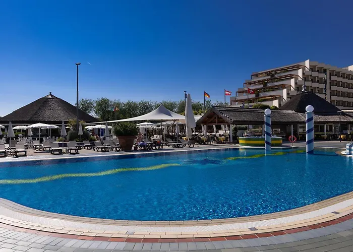 Aparthotel Holiday 호텔