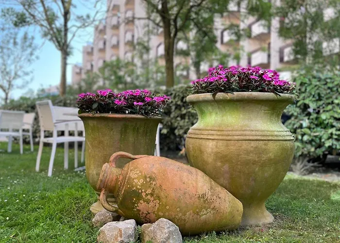 Otel Aparthotel Holiday Bibione