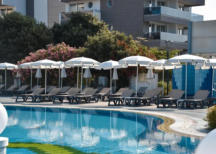 Aparthotel Holiday 호텔