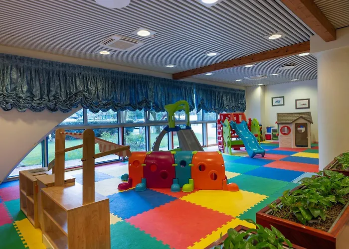 Aparthotel Holiday 4* Bibione