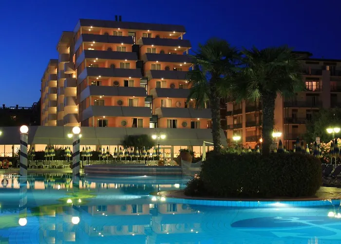 Aparthotel Holiday Otel